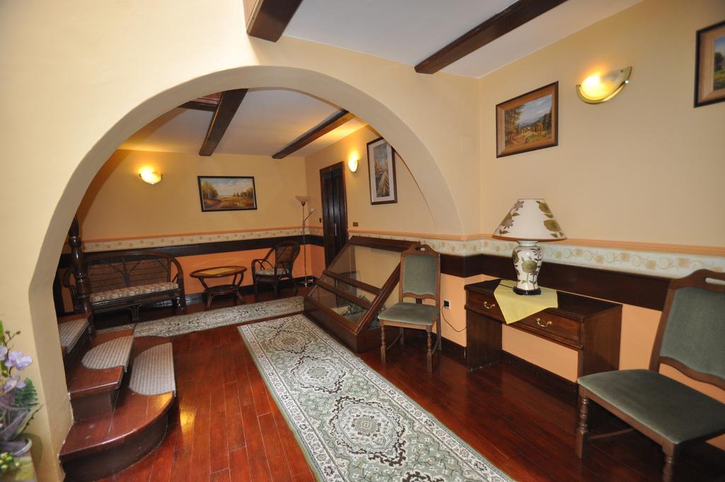 Levoča Garni -Hotel Barbakan מראה חיצוני תמונה
