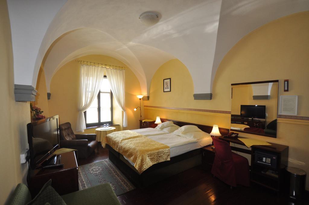 Levoča Garni -Hotel Barbakan מראה חיצוני תמונה