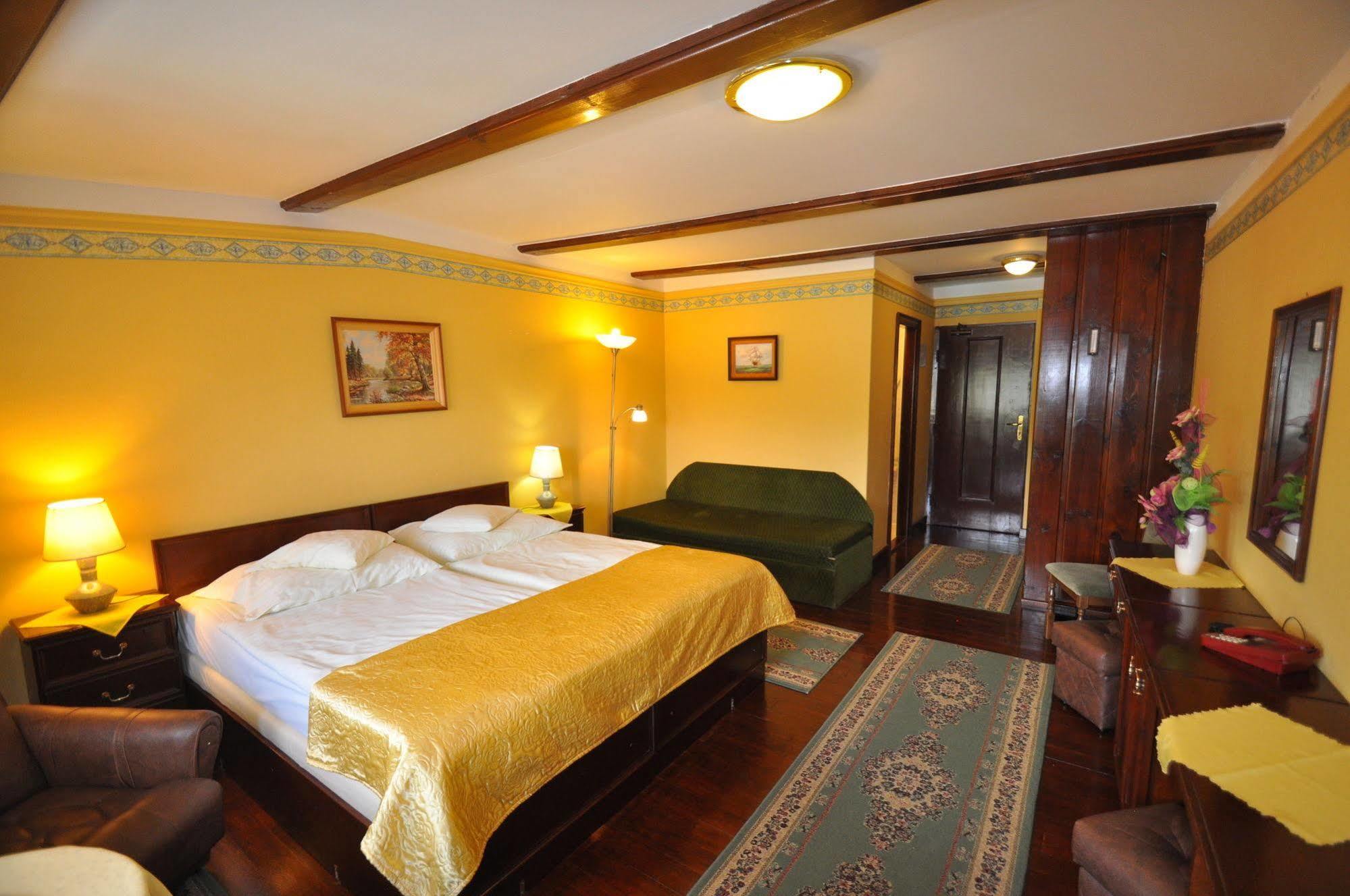 Levoča Garni -Hotel Barbakan מראה חיצוני תמונה