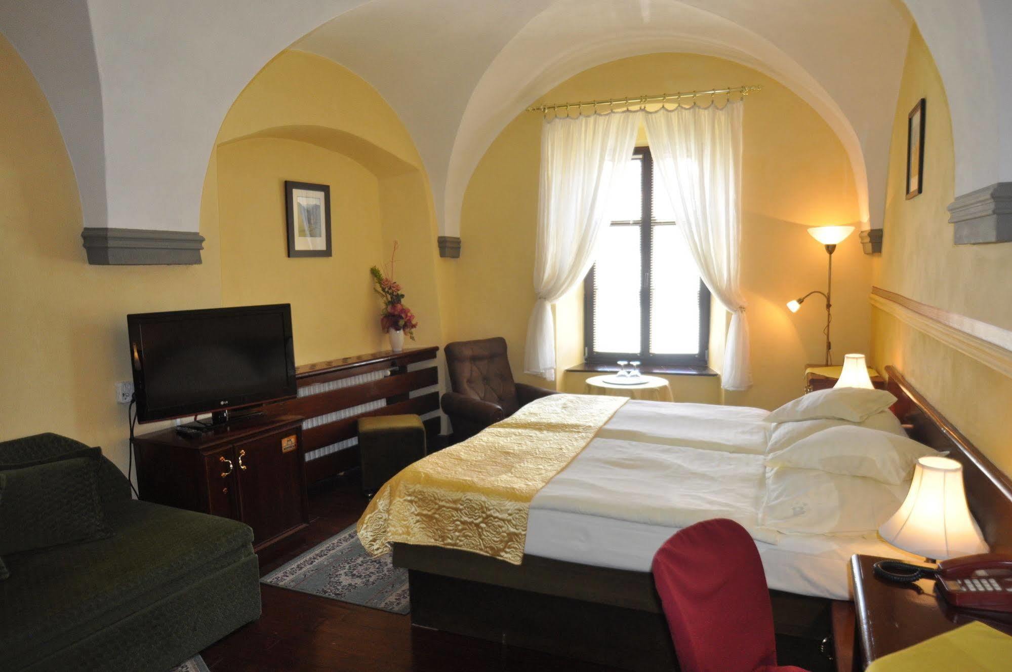 Levoča Garni -Hotel Barbakan מראה חיצוני תמונה